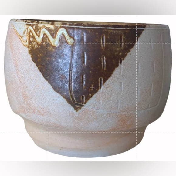Beige Brown Ceramic Textured Planter - Picture 13 of 14